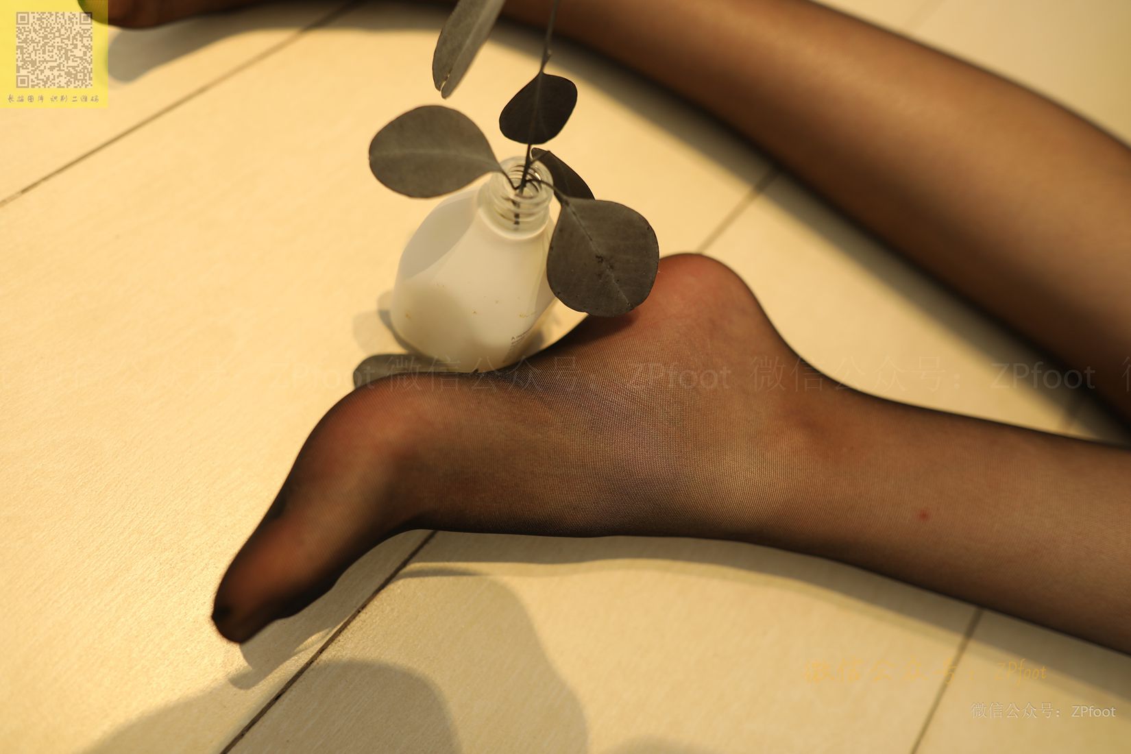 图片[4]-[山茶摄影] No.114 小雅脱丝袜 在线浏览 – 速更版-美库