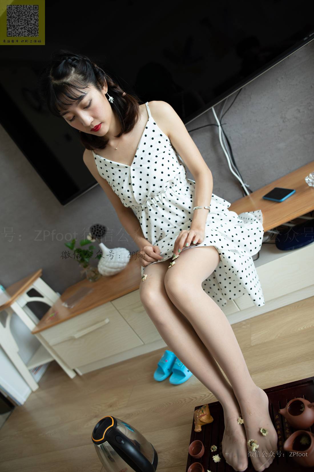 图片[46]-[山茶摄影] NO.126 丝袜泡茶 在线浏览 – 速更版-美库