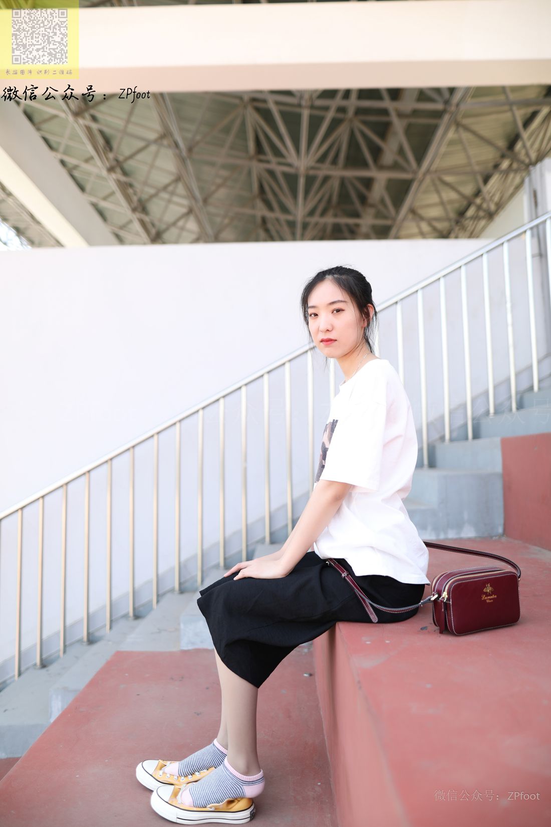 图片[85]-[山茶摄影] NO.129 灰丝棉袜帆布鞋 在线浏览 – 速更版-美库