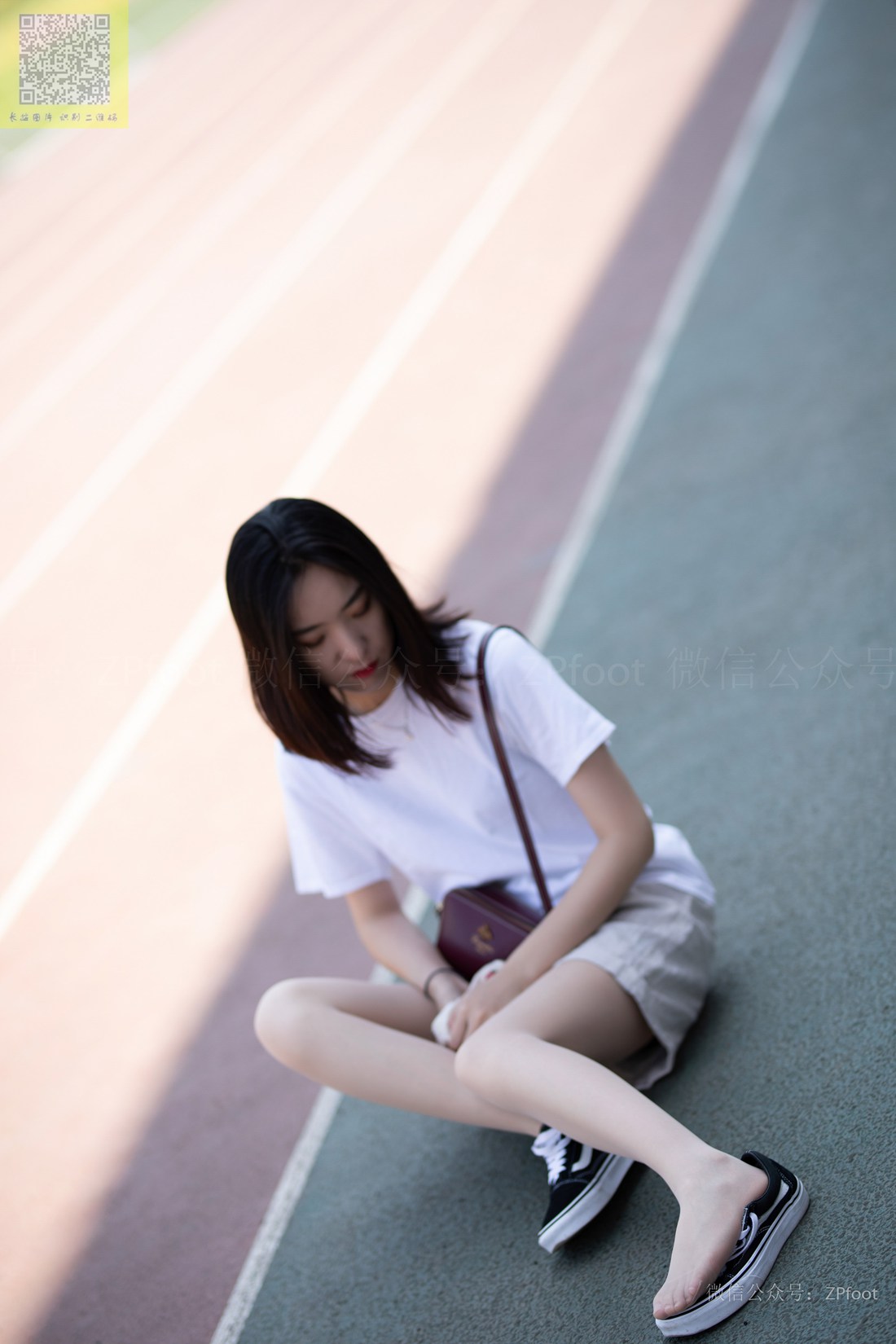 图片[3]-[山茶摄影] NO.141 学妹操场肉丝 在线浏览 – 速更版-美库