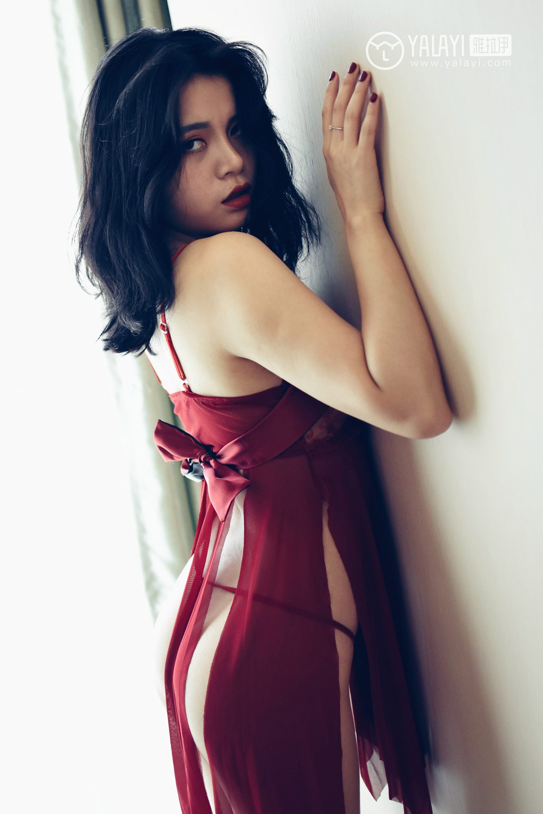图片[28]-[YALAYI雅拉伊] 2018.11.03 No.014 心蕊的红色睡袍 米心蕊 在线浏览 – 速更版-美库