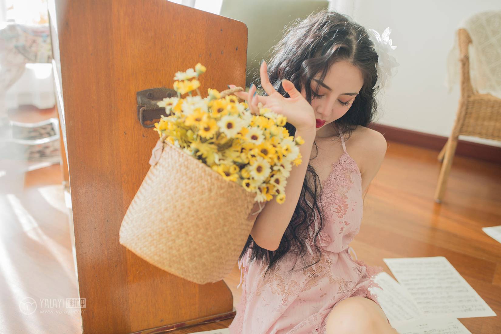 图片[16]-[YALAYI雅拉伊] 2018.12.24 No.150 橘色的暖阳花 凉儿 在线浏览 – 速更版-美库