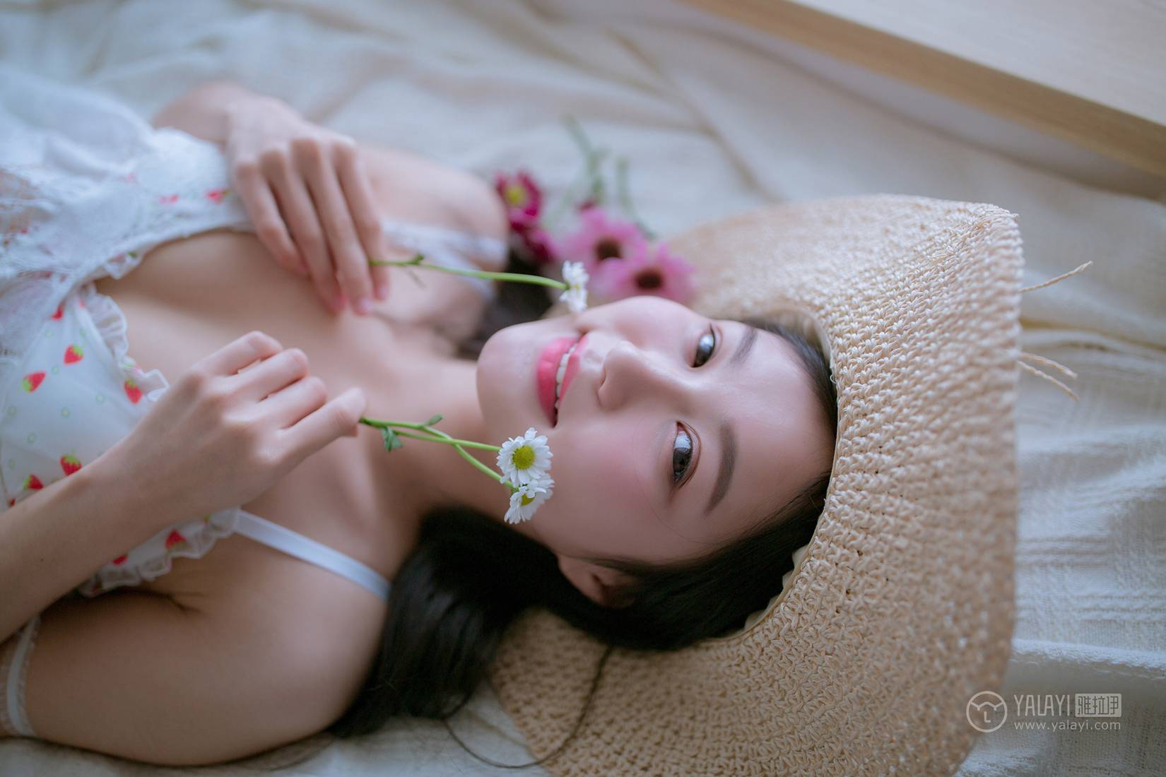 图片[3]-[YALAYI雅拉伊] 2019.02.14 No.185 你是我手里那束花 仙女不会灰 在线浏览-翎羽暗房