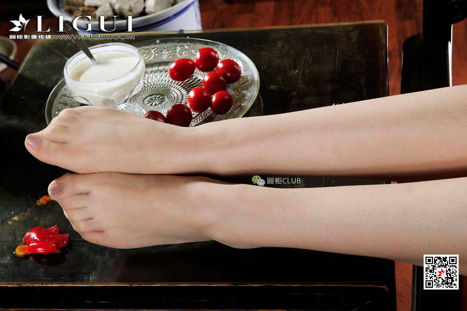 图片[54]-[Ligui丽柜] 2018.05.04 网络丽人 Model 文欣&Vicky 在线浏览 – 速更版-美库