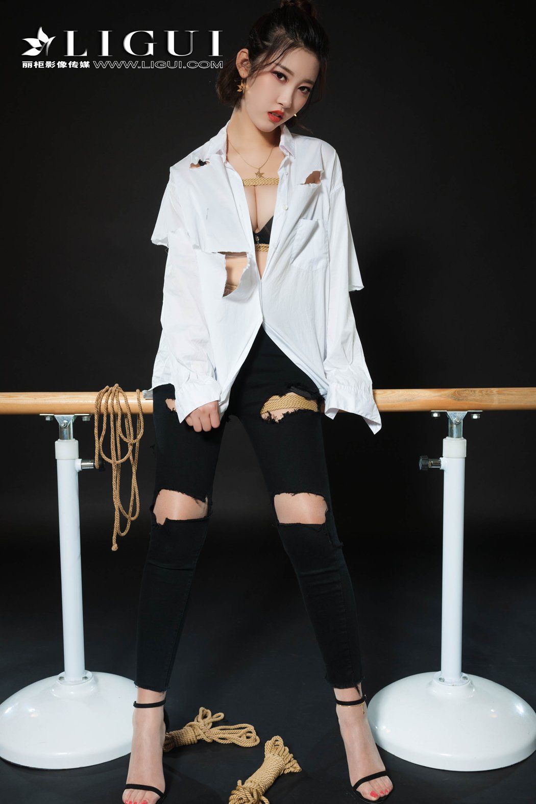 图片[91]-[Ligui丽柜] 2018.11.09 网络丽人 Model 筱筱 在线浏览 – 速更版-美库