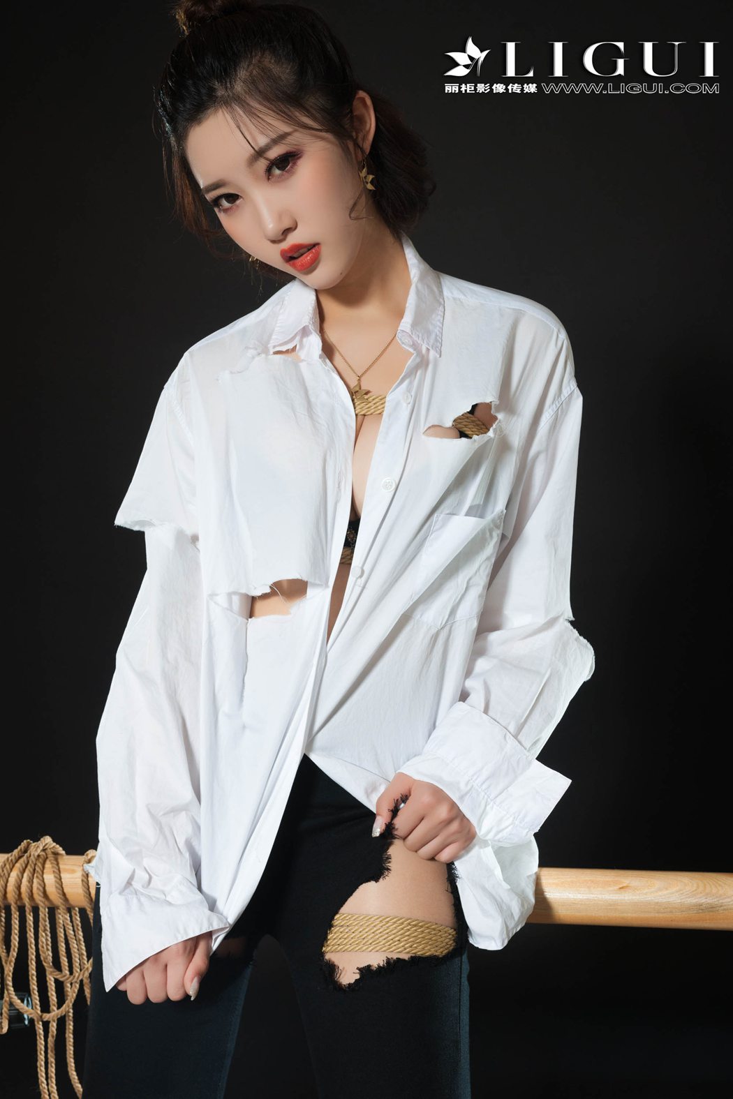 图片[3]-[Ligui丽柜] 2018.11.09 网络丽人 Model 筱筱 在线浏览-翎羽暗房