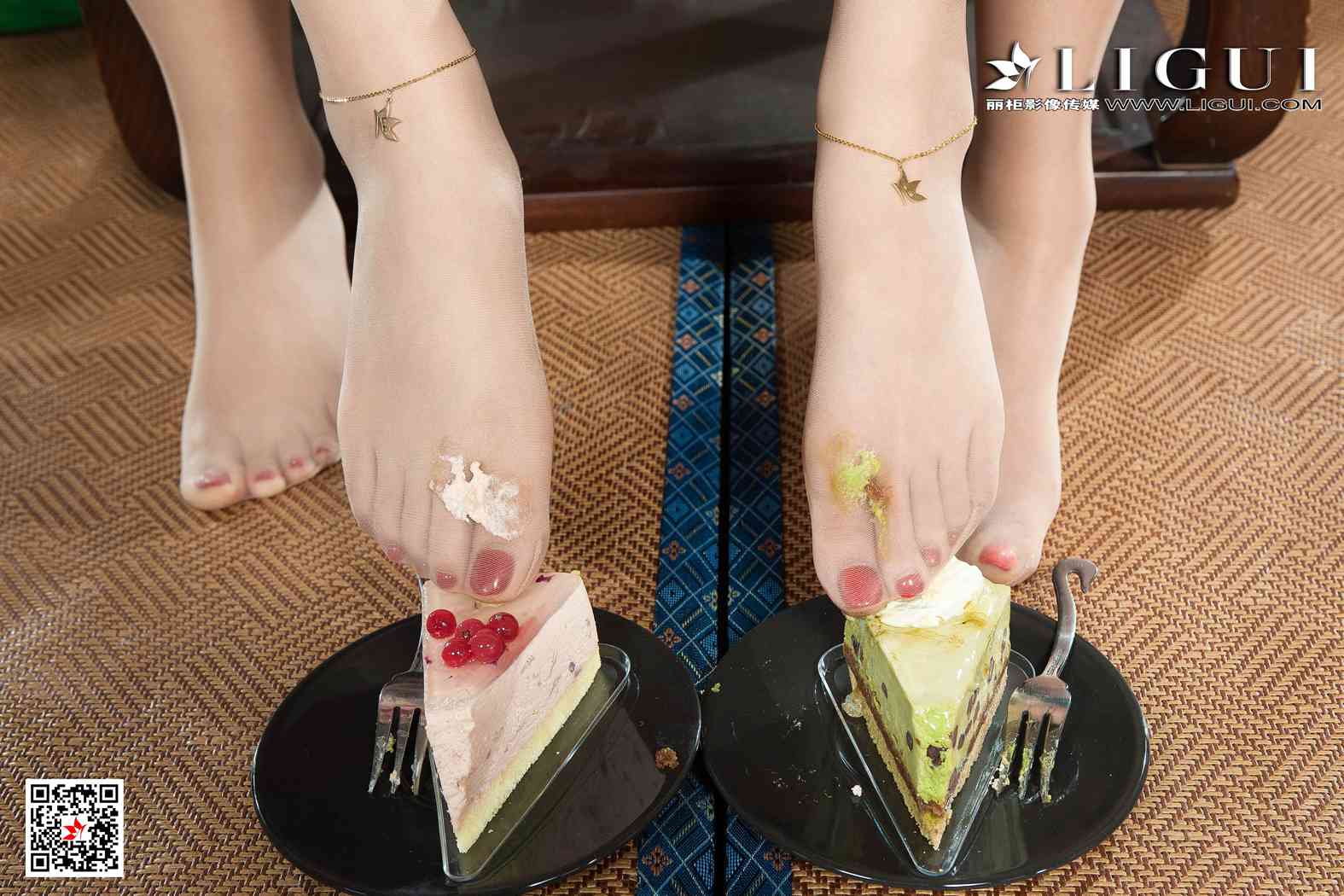 图片[4]-[Ligui丽柜] 2018.12.28 网络丽人 Model 媛媛&鱼妹 在线浏览 – 速更版-美库