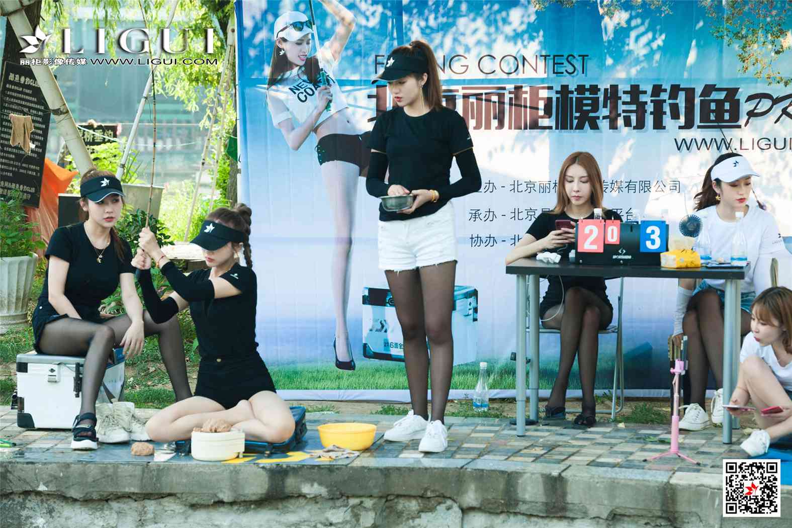 图片[26]-[Ligui丽柜] 2019.08.07 网络丽人 Model 文静&然然 在线浏览 – 速更版-美库