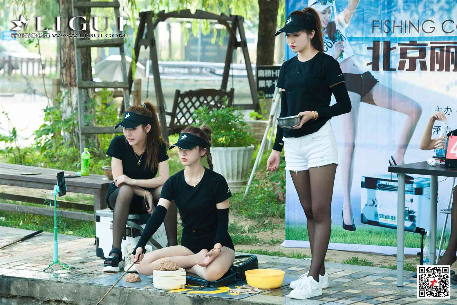 图片[27]-[Ligui丽柜] 2019.08.07 网络丽人 Model 文静&然然 在线浏览 – 速更版-美库