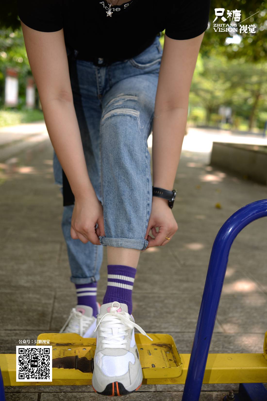 图片[3]-[只糖棉袜] NO.019 秋日里的跑鞋牛仔裤 在线浏览 – 速更版-美库