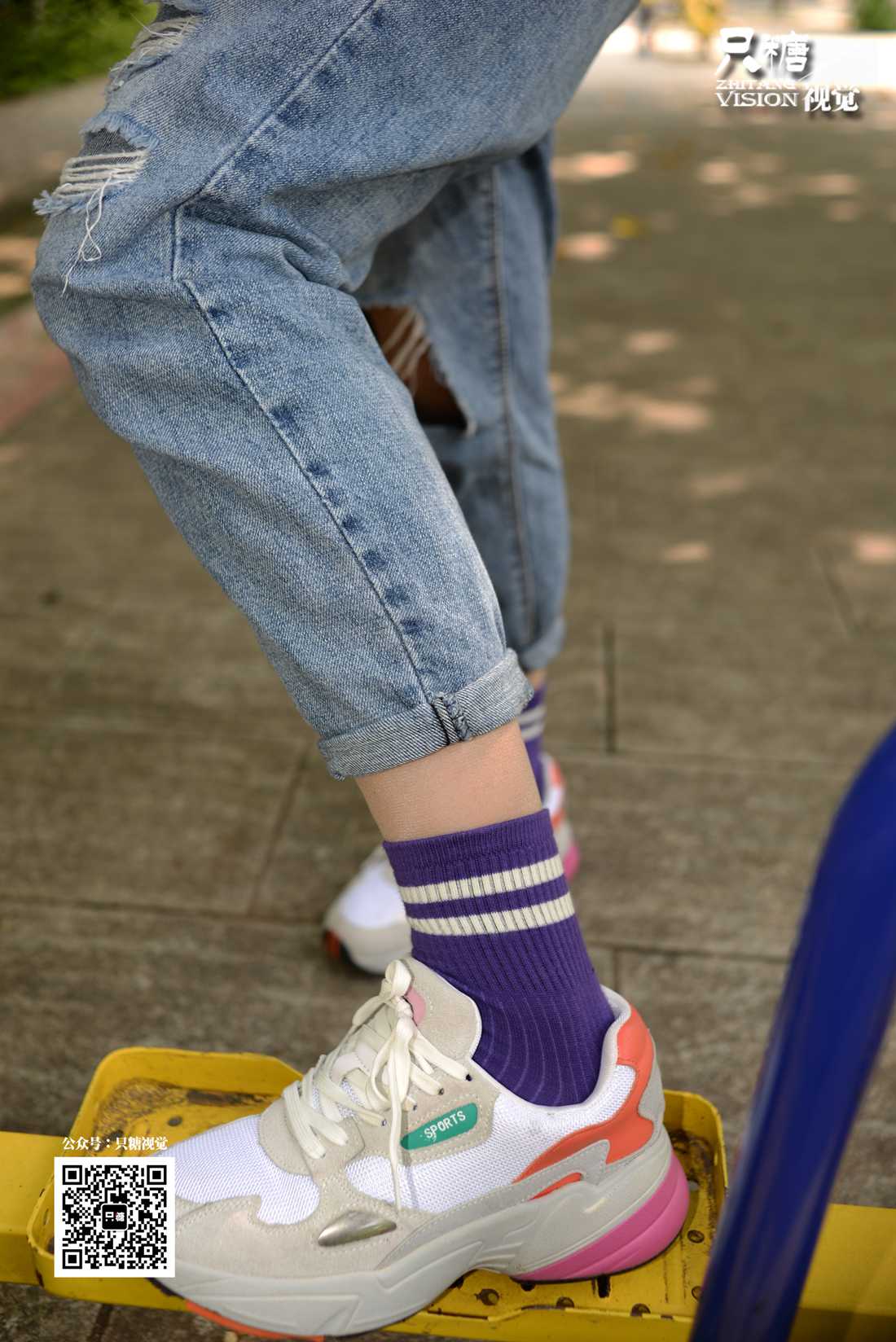 图片[37]-[只糖棉袜] NO.019 秋日里的跑鞋牛仔裤 在线浏览 – 速更版-美库