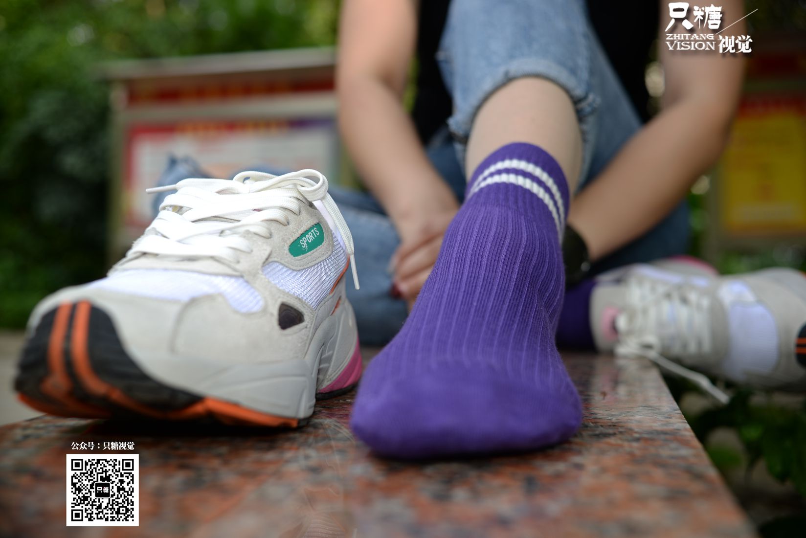 图片[136]-[只糖棉袜] NO.019 秋日里的跑鞋牛仔裤 在线浏览 – 速更版-美库