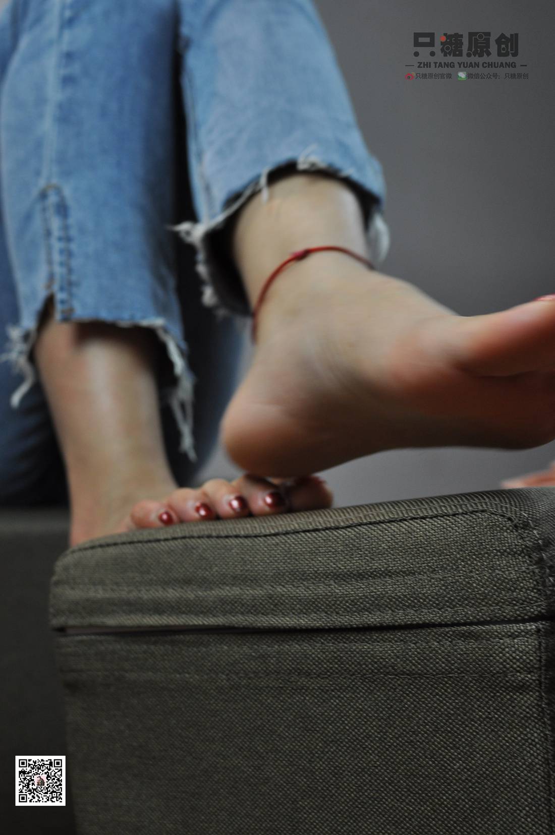 图片[31]-[只糖棉袜] NO.013 文文- 脚踝上的红绳是我对你的思念 在线浏览 – 速更版-美库