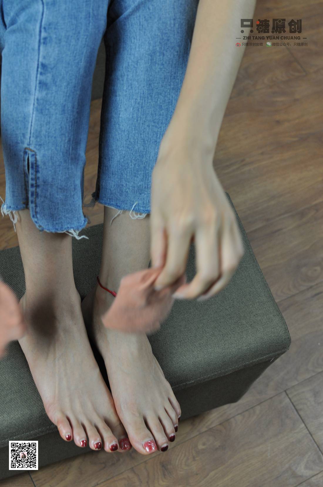 图片[327]-[只糖棉袜] NO.013 文文- 脚踝上的红绳是我对你的思念 在线浏览 – 速更版-美库