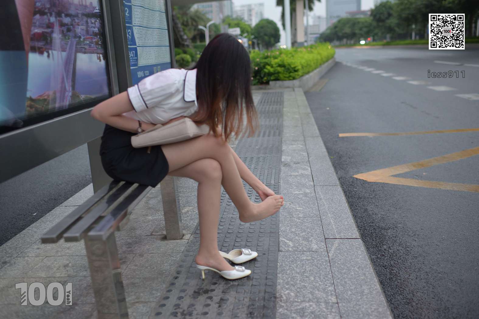 图片[23]-[IESS异思趣向] 一千零一夜 NO.002《等公交》在线浏览 – 速更版-美库