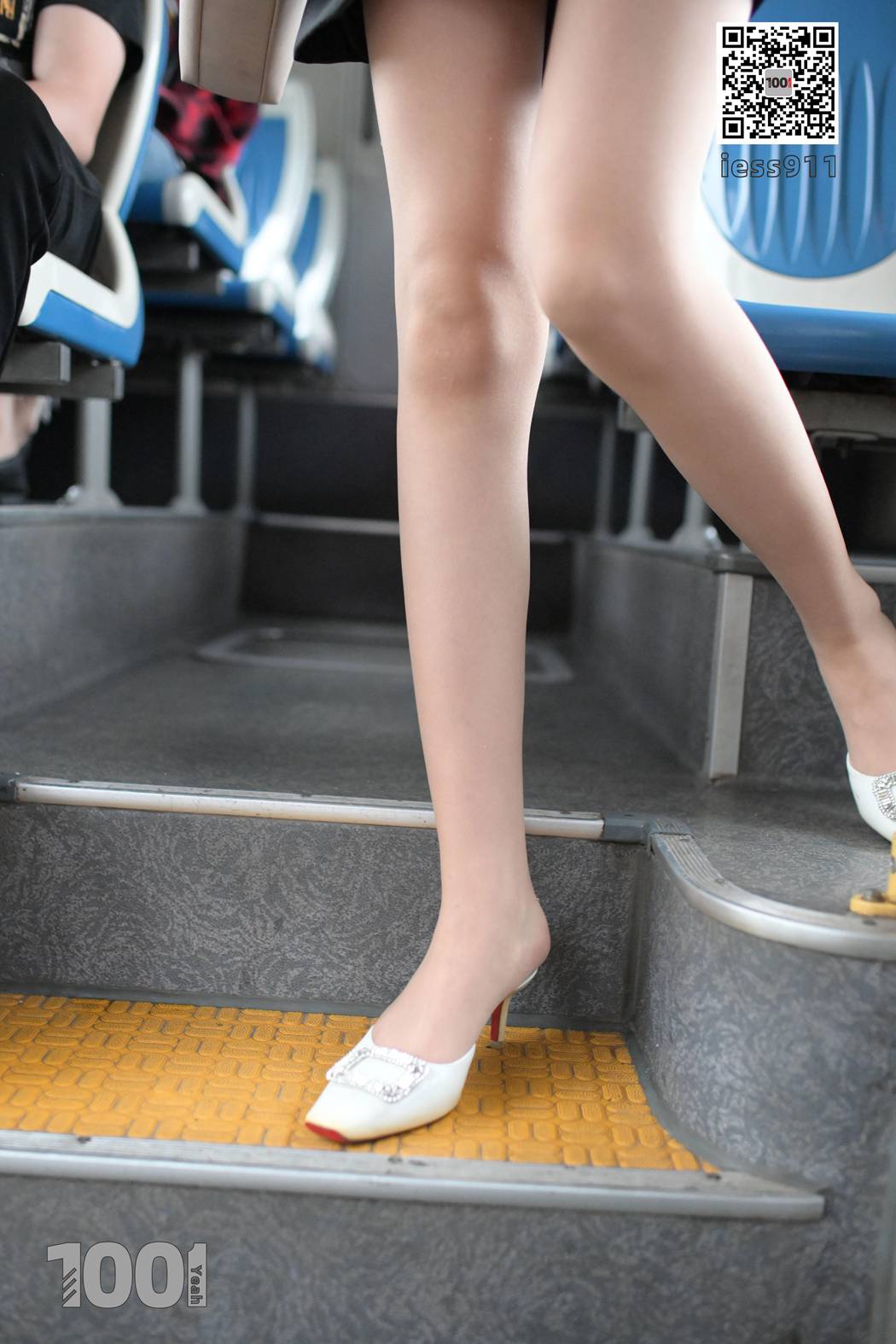 图片[36]-[IESS异思趣向] 一千零一夜 NO.003《等公交2》在线浏览 – 速更版-美库