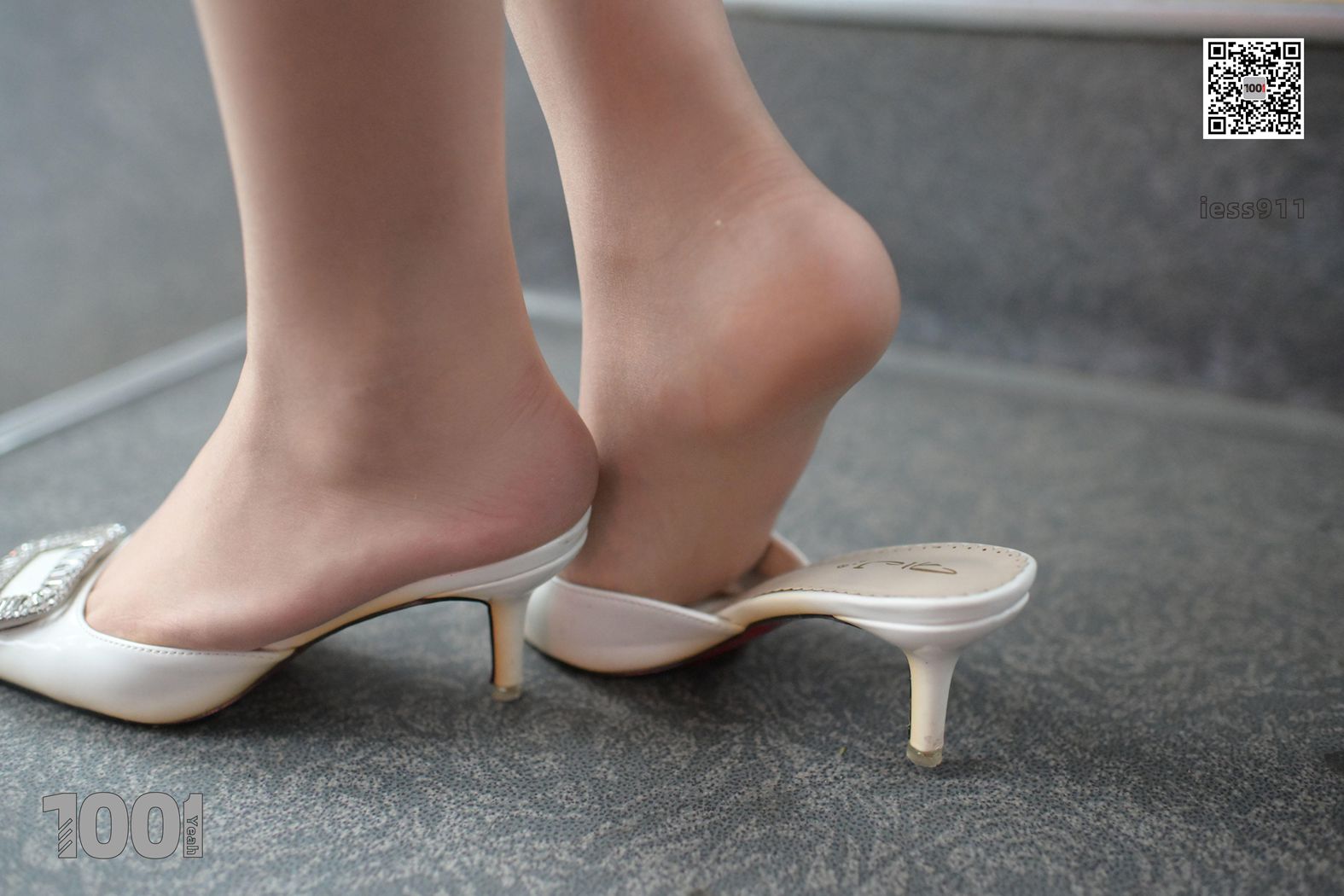 图片[100]-[IESS异思趣向] 一千零一夜 NO.003《等公交2》在线浏览 – 速更版-美库