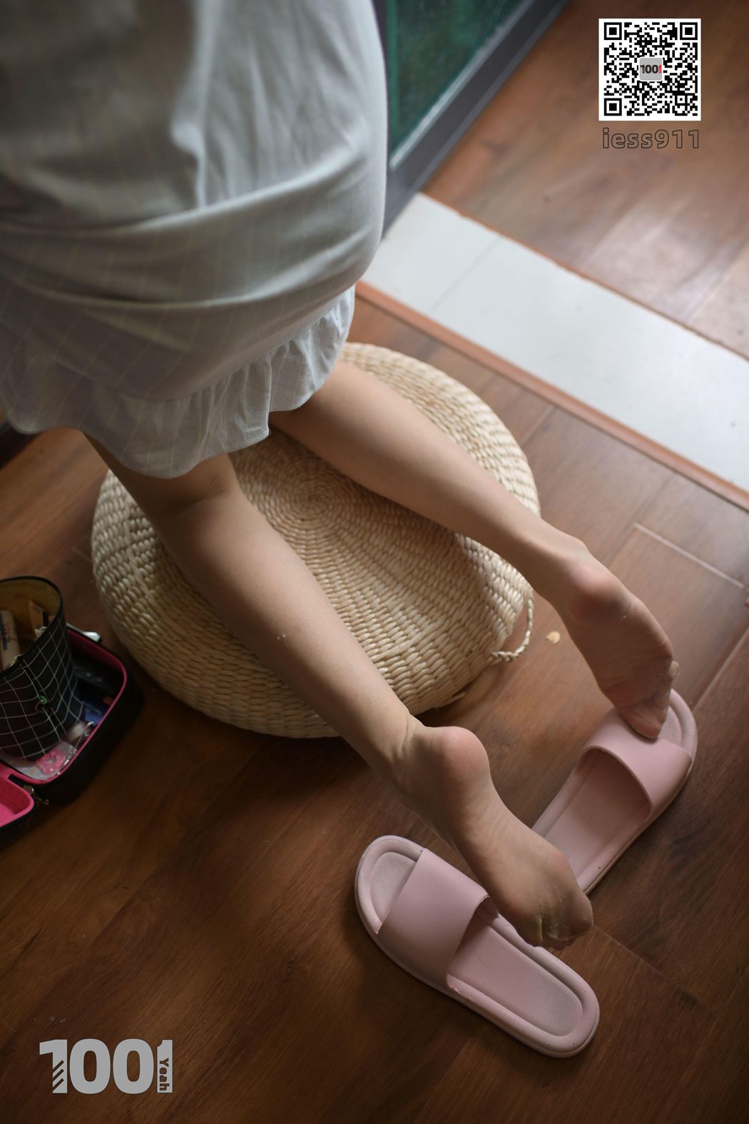 图片[35]-[IESS异思趣向] 一千零一夜 NO.005《网络女主播的私生活1》在线浏览 – 速更版-美库