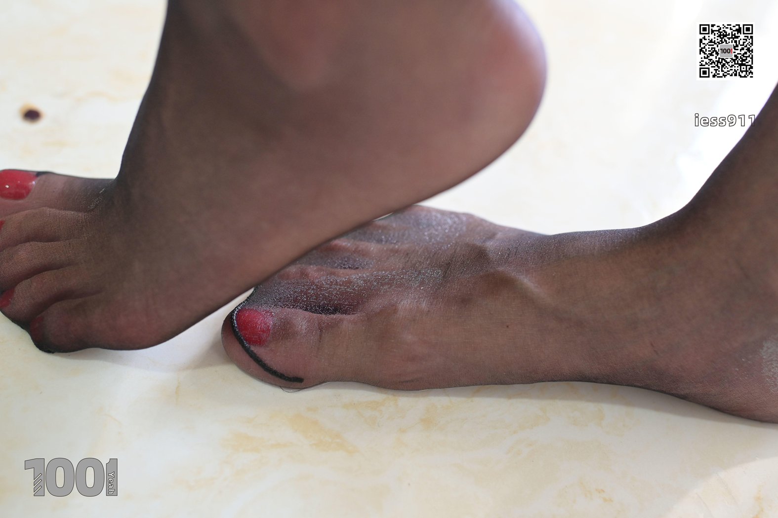 图片[18]-[IESS异思趣向] 一千零一夜 NO.022 Lucy《厨房里的妻子2》在线浏览 – 速更版-美库