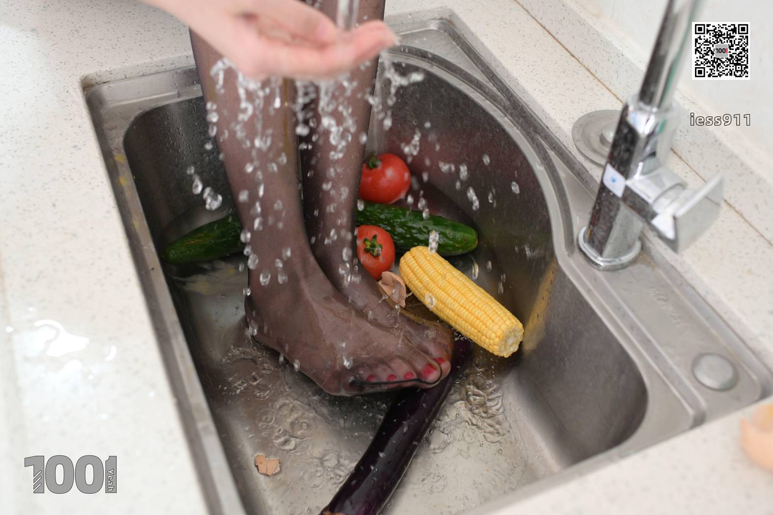 图片[60]-[IESS异思趣向] 一千零一夜 NO.023 Lucy《厨房里的妻子3》在线浏览 – 速更版-美库