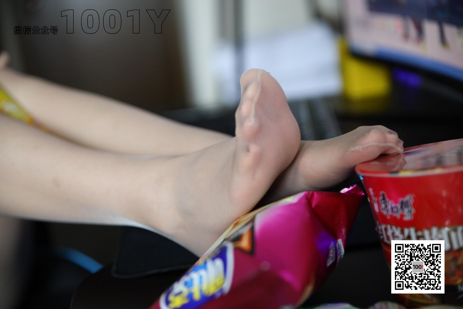 图片[38]-[IESS异思趣向] 一千零一夜 NO.034 腿腿《网瘾少女1》在线浏览 – 速更版-美库