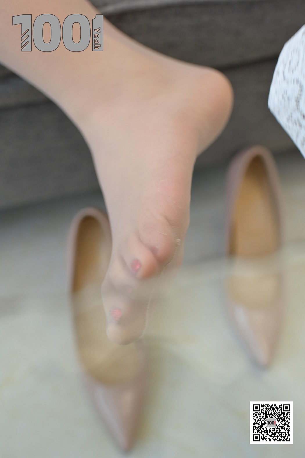 图片[21]-[IESS异思趣向] 一千零一夜 NO.040 西瓜《姐姐的私藏3》在线浏览 – 速更版-美库