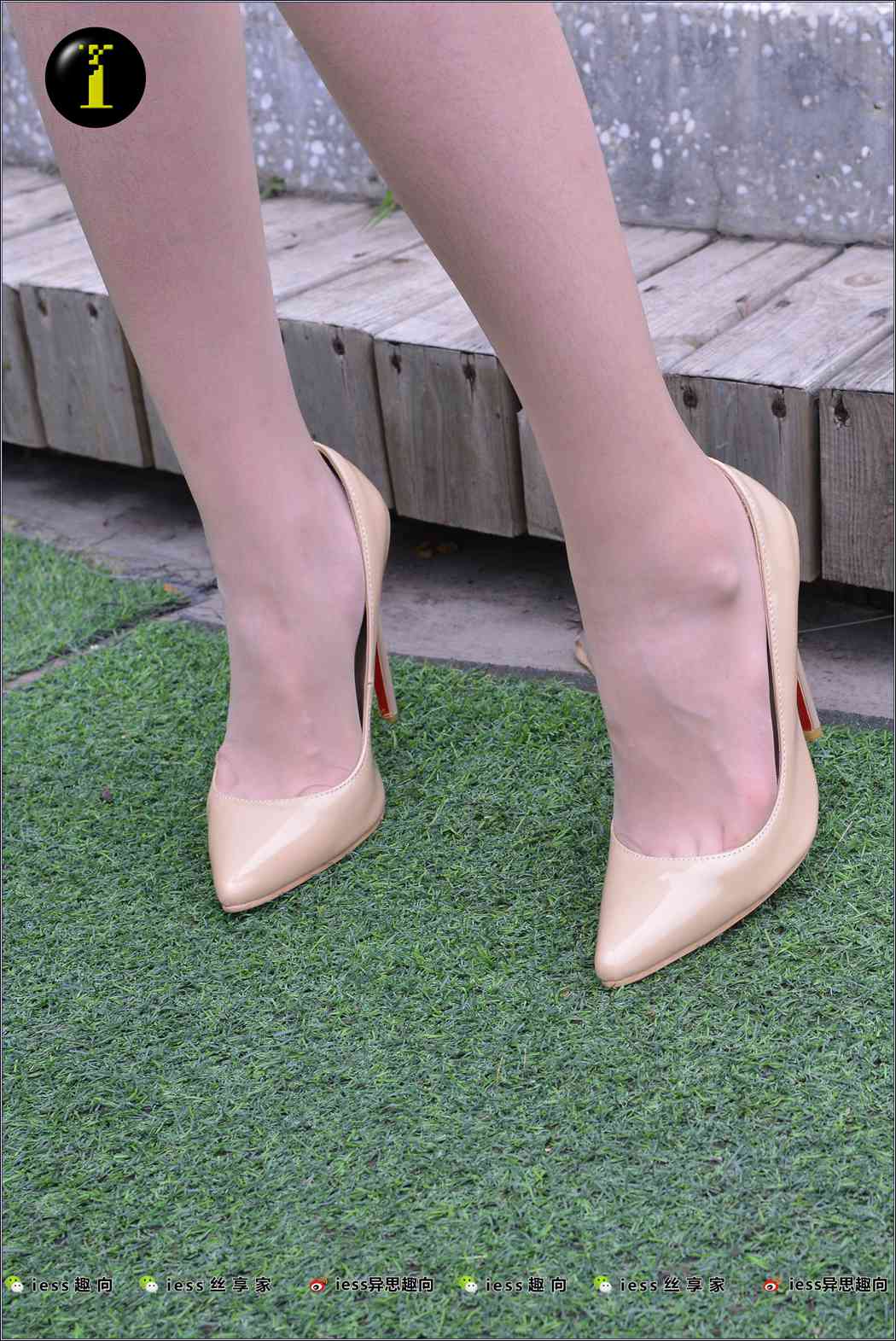 图片[50]-[IESS异思趣向] 普惠集 NO.004 圆叔叔 第一美腿 在线浏览 – 速更版-美库