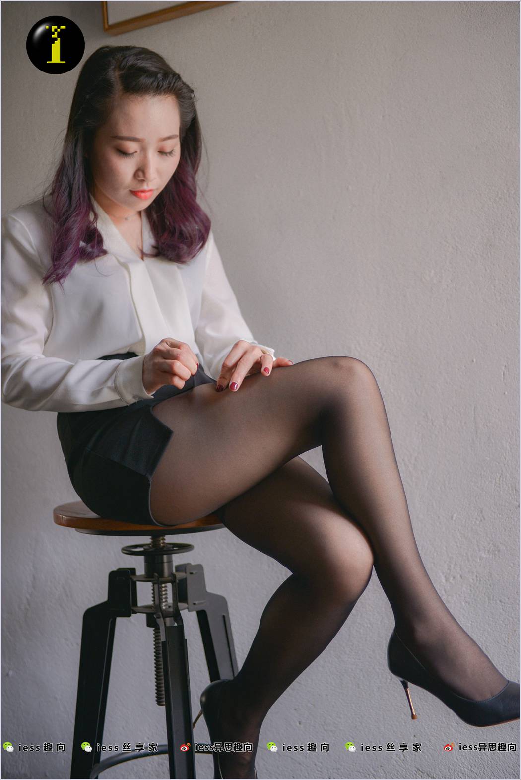 [IESS异思趣向] 普惠集 NO.008 范美美穿袜子 在线浏览 – 图云谷-图云谷