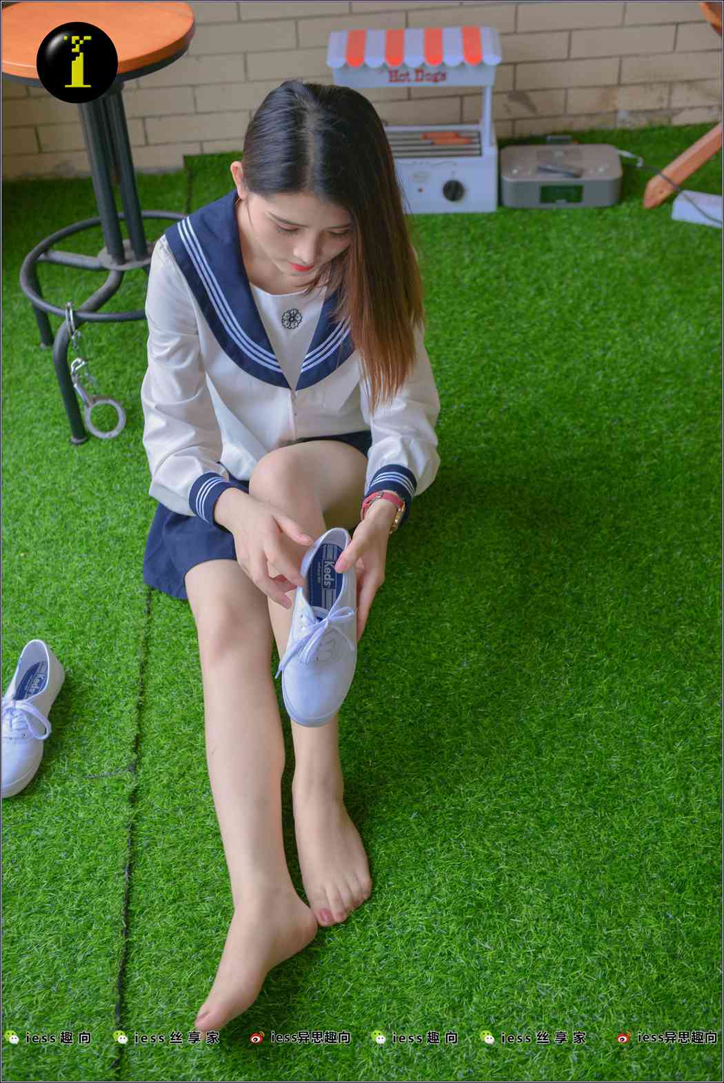 图片[50]-[IESS异思趣向] 普惠集 NO.007 广炎 JK服与小白鞋 在线浏览 – 速更版-美库