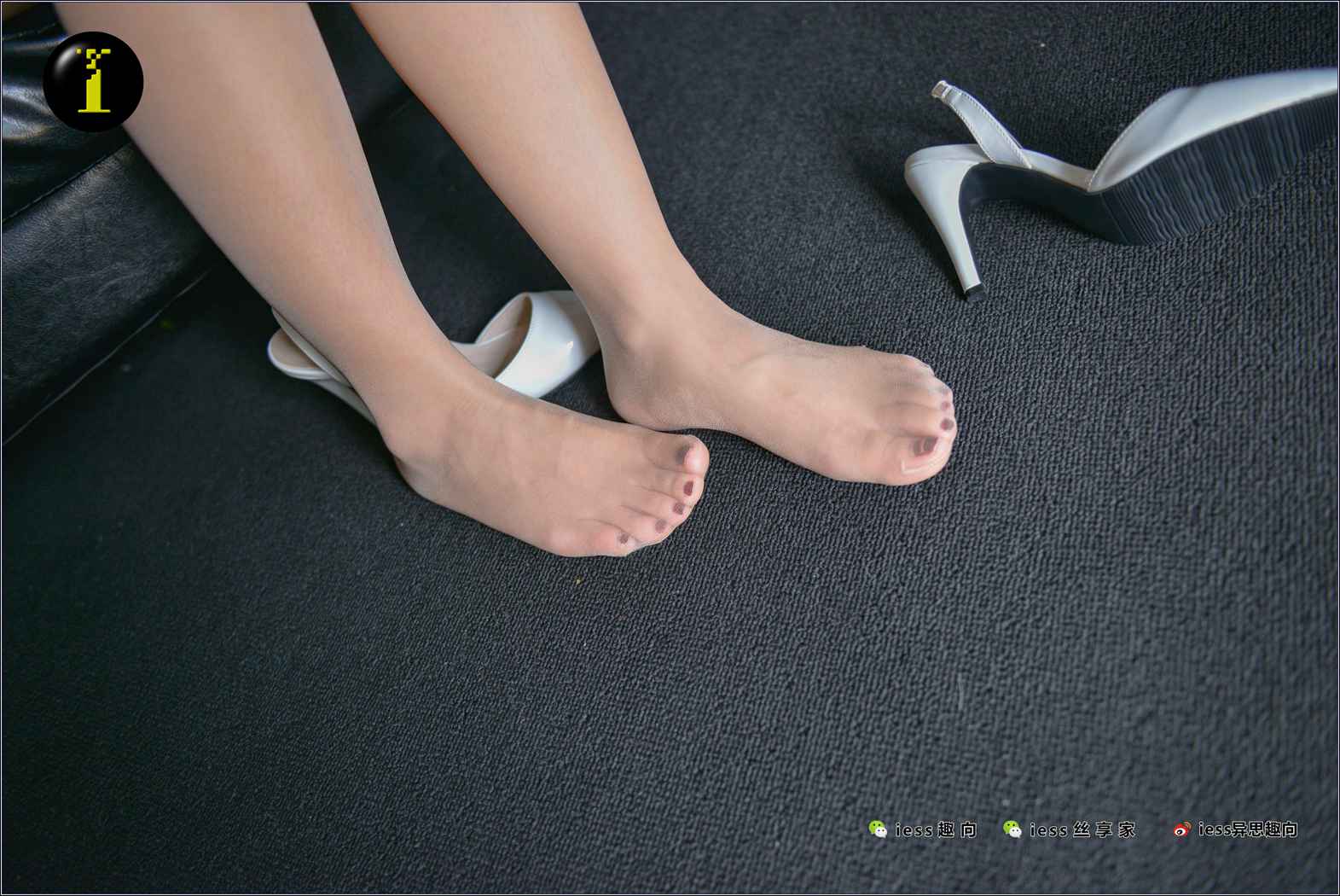 图片[43]-[IESS异思趣向] 普惠集 NO.009 范美美 把穿得起球的袜子换了 在线浏览 – 速更版-美库