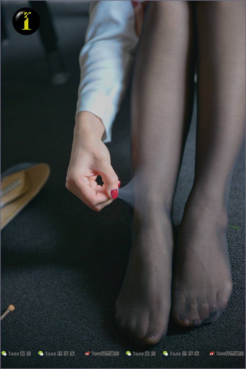 图片[27]-[IESS异思趣向] 普惠集 NO.008 范美美穿袜子 在线浏览 – 速更版-美库