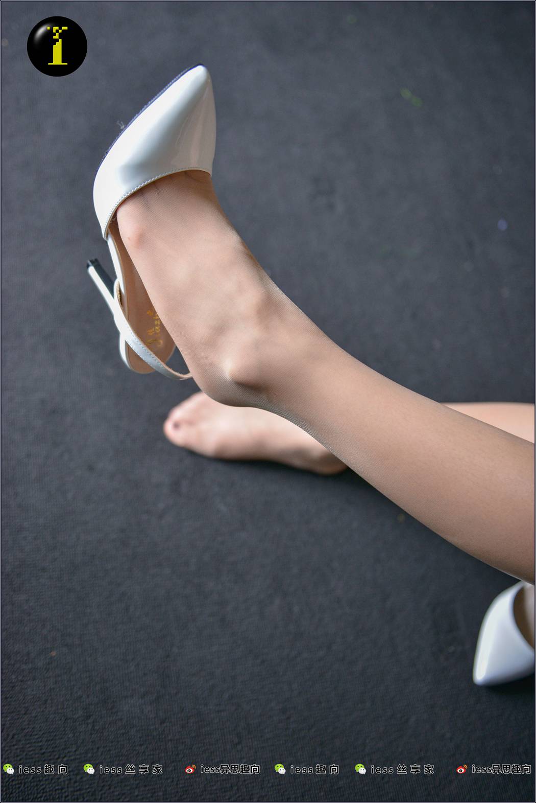 图片[74]-[IESS异思趣向] 普惠集 NO.009 范美美 把穿得起球的袜子换了 在线浏览 – 速更版-美库