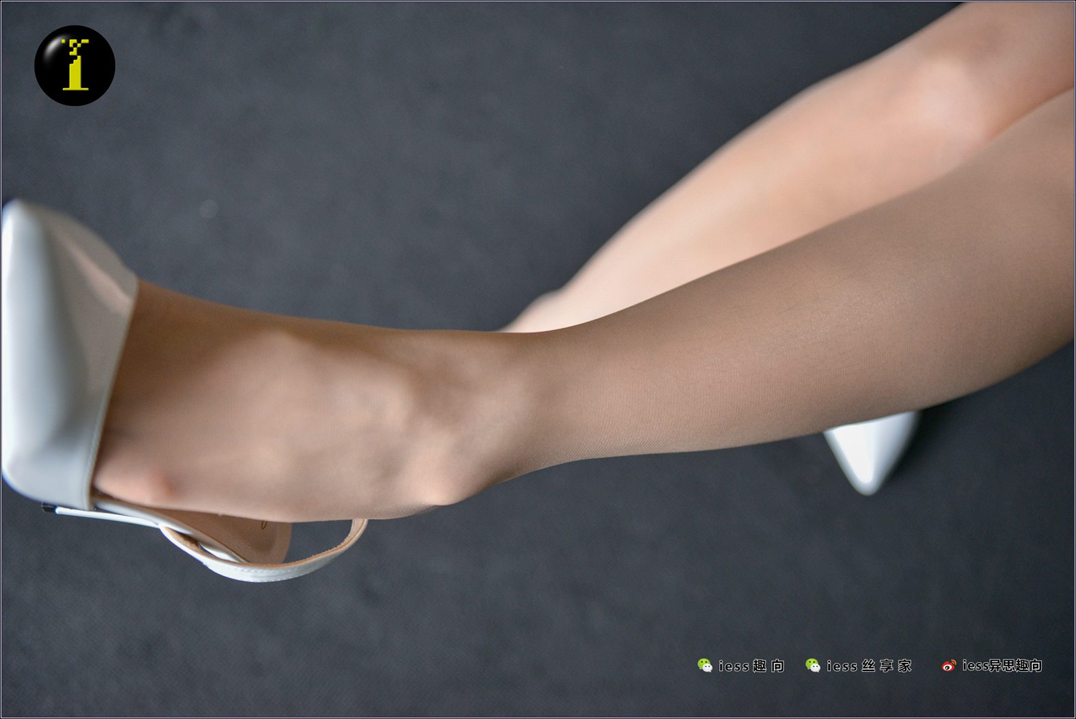 图片[73]-[IESS异思趣向] 普惠集 NO.009 范美美 把穿得起球的袜子换了 在线浏览 – 速更版-美库