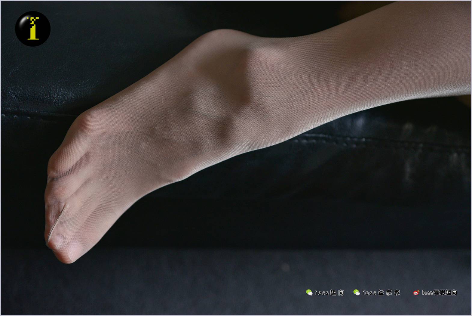 图片[59]-[IESS异思趣向] 普惠集 NO.012 暖暖 红色高跟鞋B-特写 在线浏览 – 速更版-美库