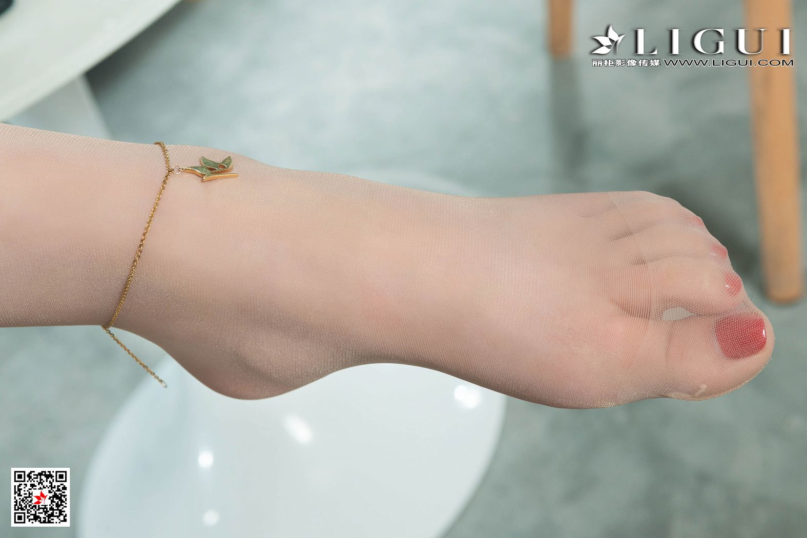 图片[9]-[Ligui丽柜] 2020.03.31《职场新秀》-伊伊 在线浏览 – 速更版-美库