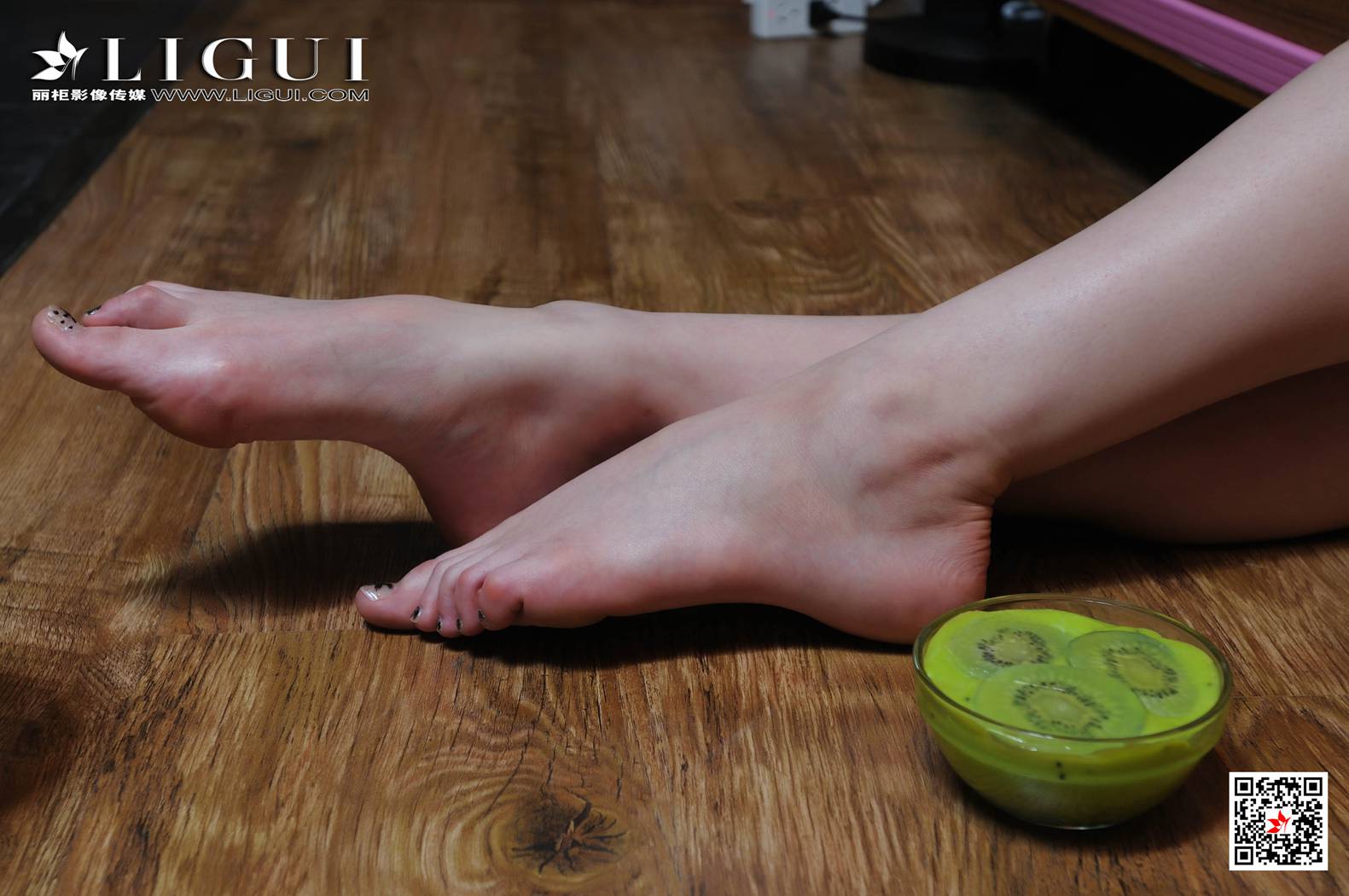 [Ligui丽柜] 2020.06.10 网络丽人 Model Anna 在线浏览 – 优选-优选资源网