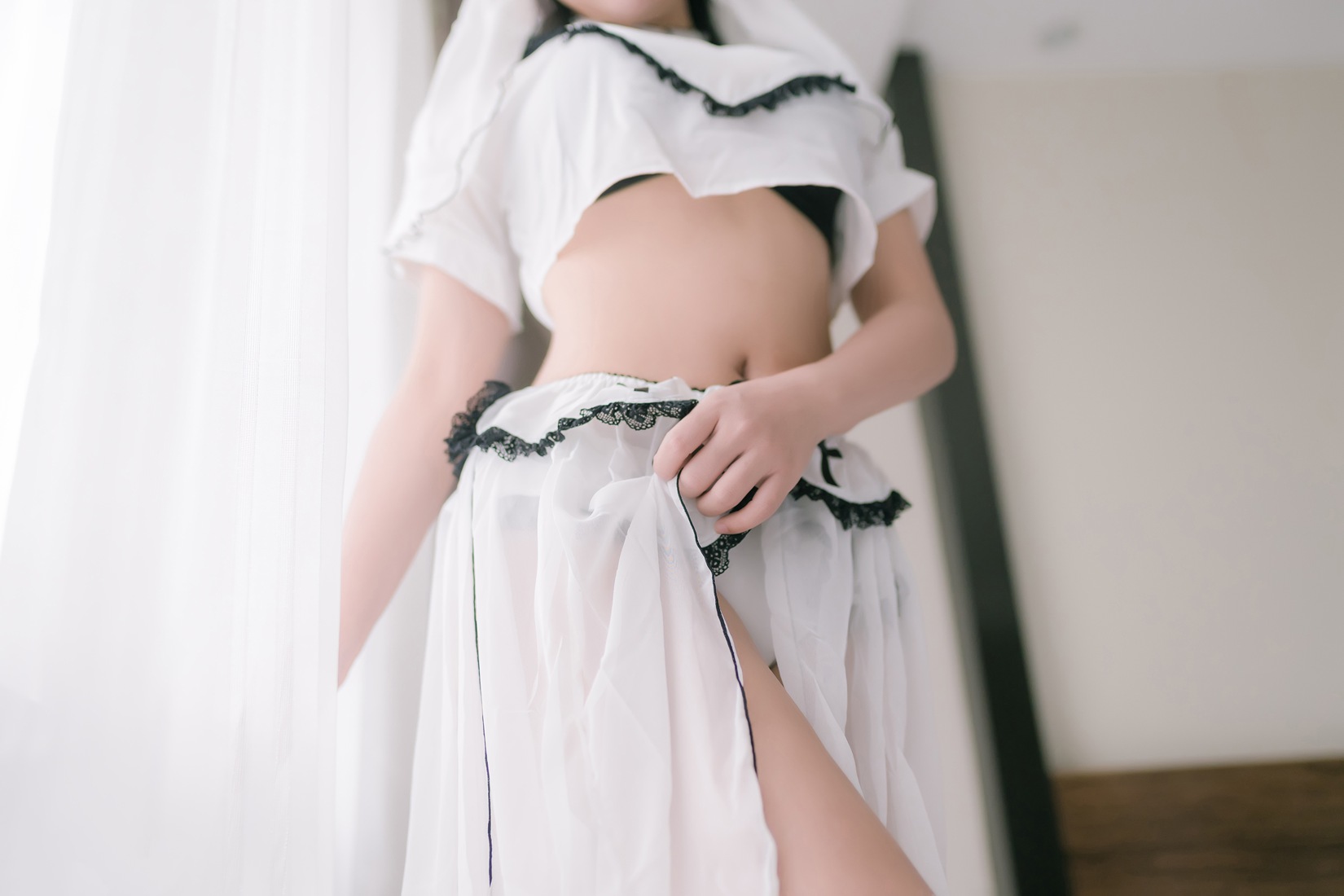 图片[4]-微博红人Coser@抱走莫子aa 纯白修女 在线浏览 – 速更版-美库