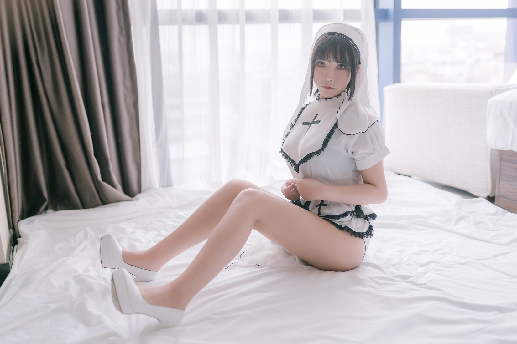 图片[13]-微博红人Coser@抱走莫子aa 纯白修女 在线浏览 – 速更版-美库