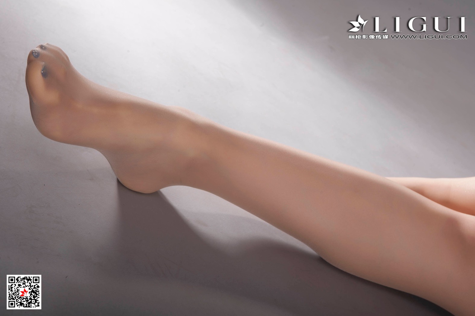 [Ligui丽柜]网络丽人 2020.07.29 Model 媛媛 在线浏览 – 雅色汇