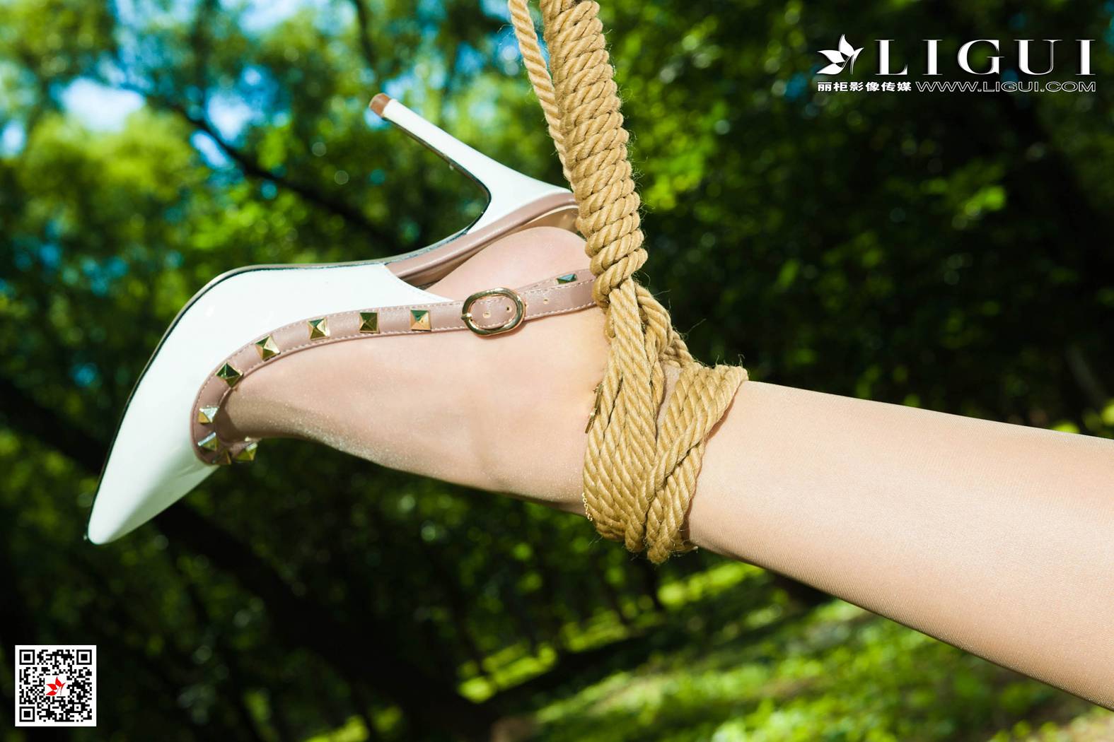 图片[27]-[Ligui丽柜] 2020.10.16《郊野无助的挣扎》白雪 在线浏览 – 速更版-美库