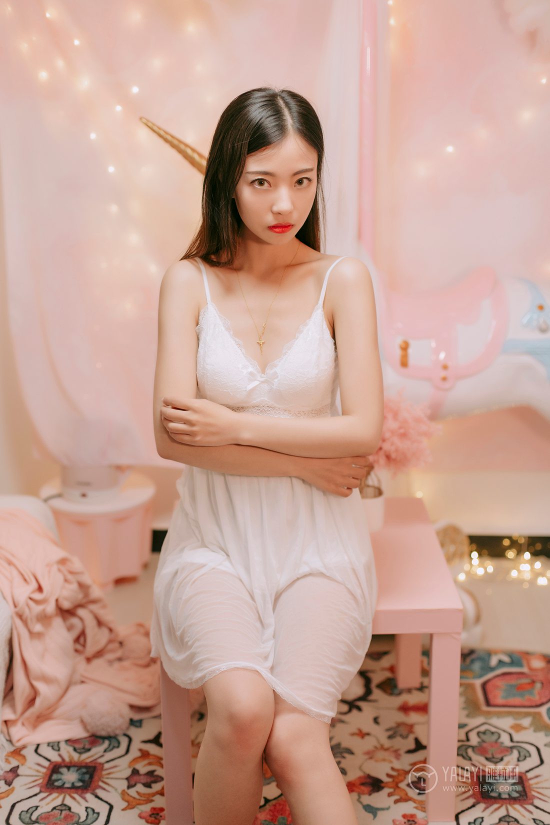 [YALAYI雅拉伊] 2019.07.10 No.334 浪漫满屋 高若童 在线浏览 – 雅色汇