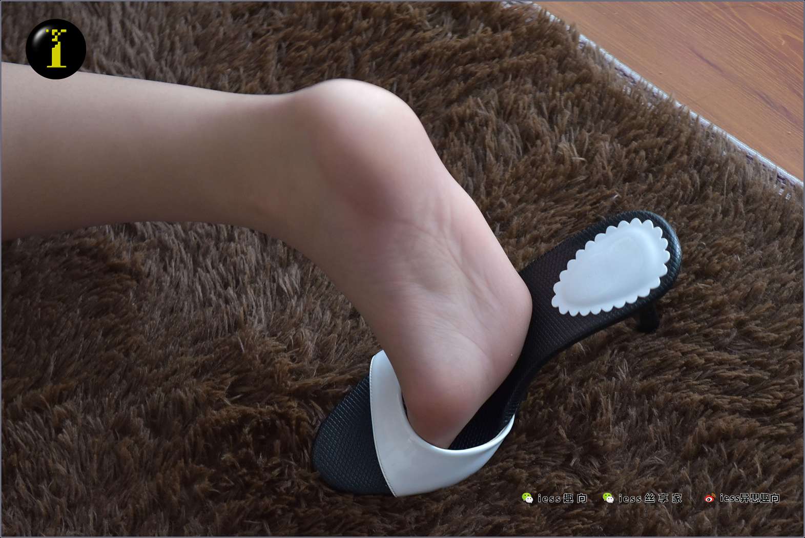 图片[84]-[IESS异思趣向] 普惠集 024-珊珊 脚后跟（2） 在线浏览 – 速更版-美库