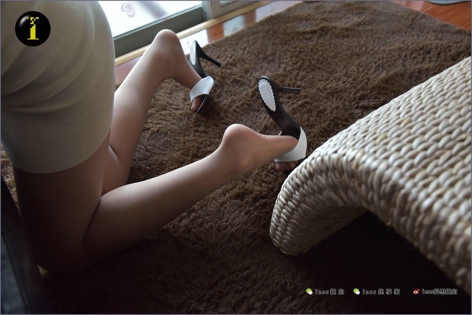 图片[55]-[IESS异思趣向] 普惠集 024-珊珊 脚后跟（2） 在线浏览 – 速更版-美库