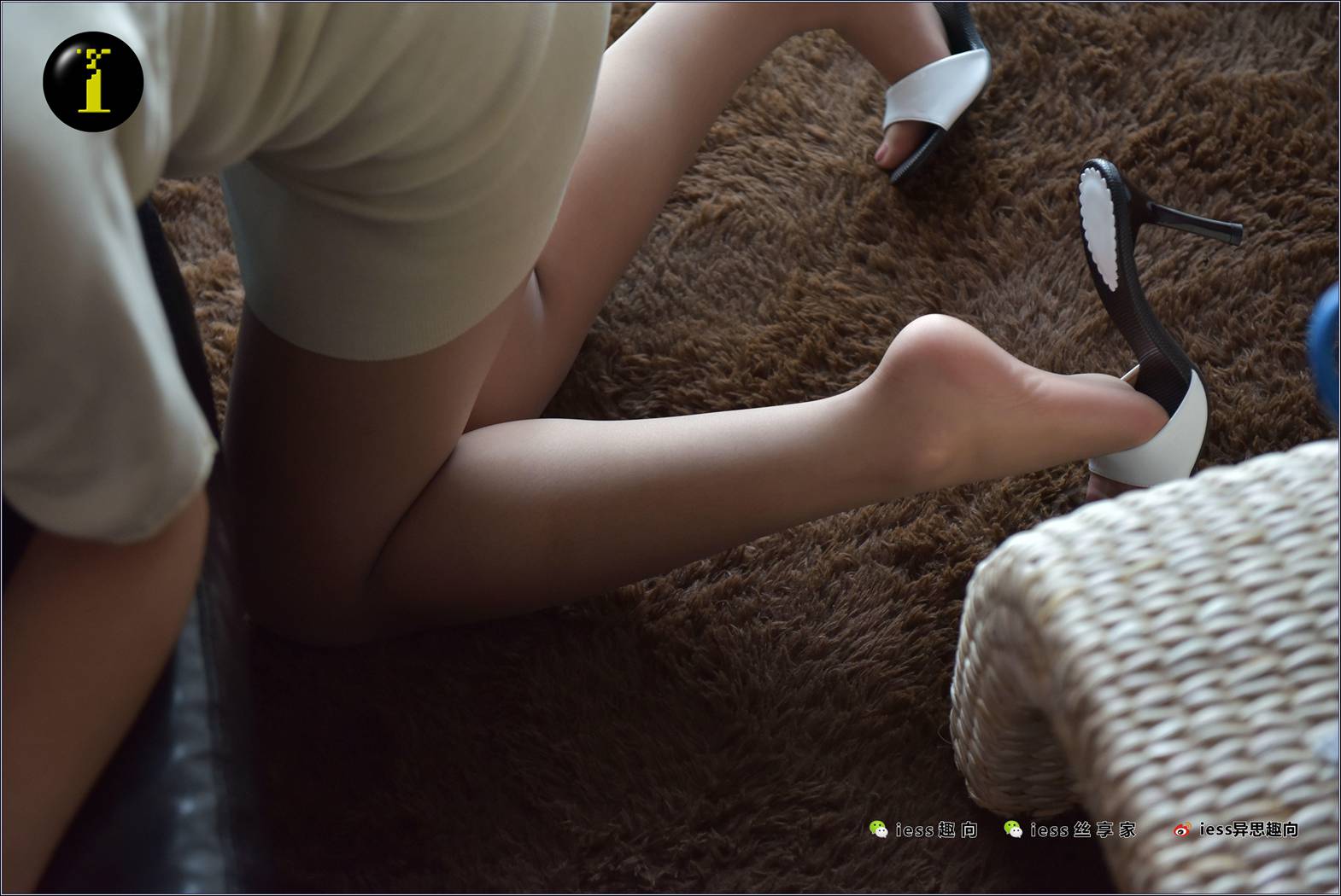 图片[87]-[IESS异思趣向] 普惠集 024-珊珊 脚后跟（2） 在线浏览 – 速更版-美库