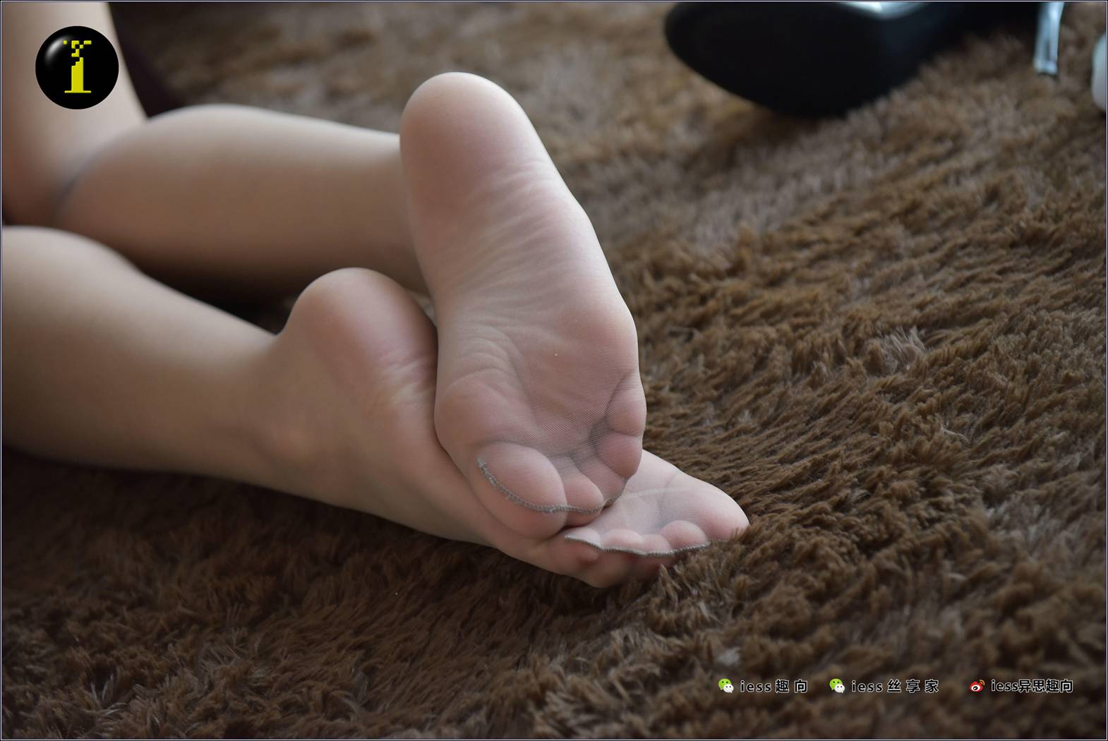 图片[4]-[IESS异思趣向] 普惠集 024-珊珊 脚后跟（2） 在线浏览 – 速更版-美库