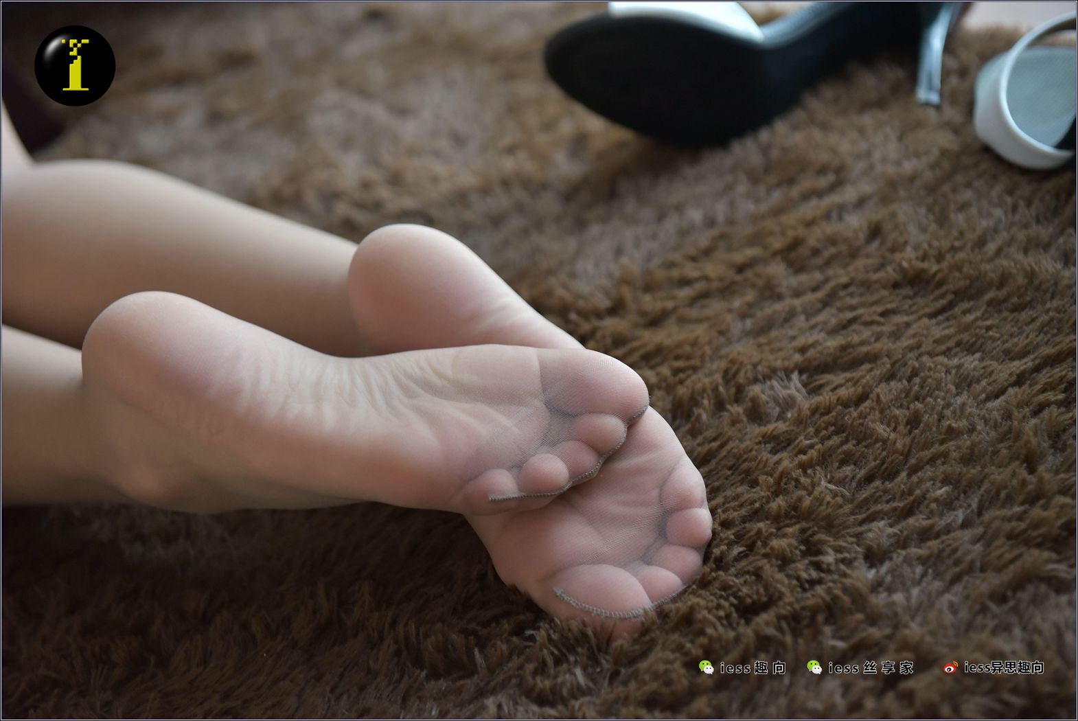 图片[15]-[IESS异思趣向] 普惠集 024-珊珊 脚后跟（2） 在线浏览 – 速更版-美库