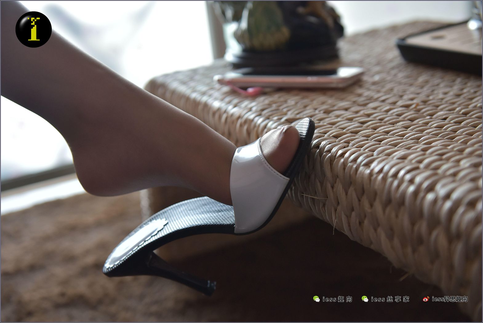 图片[21]-[IESS异思趣向] 普惠集 024-珊珊 一双不应该被埋没的美足 在线浏览 – 速更版-美库