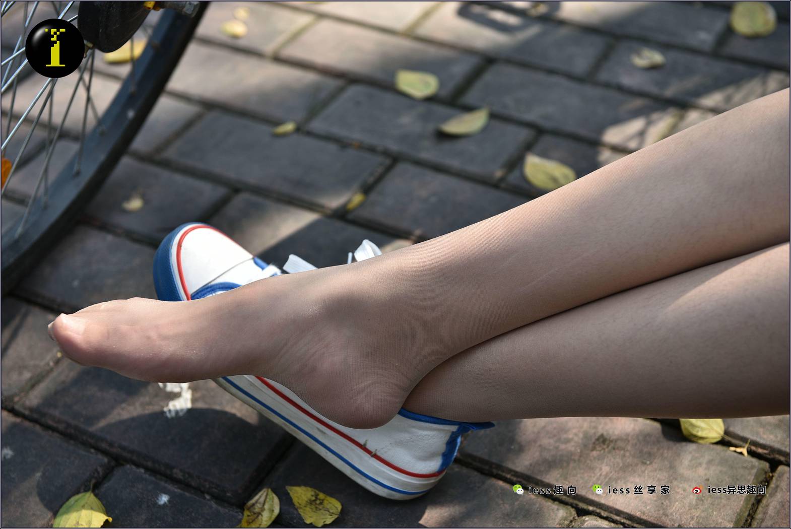 图片[130]-[IESS异思趣向] 普惠集 033 琪琪 16岁的单车少女 在线浏览 – 速更版-美库