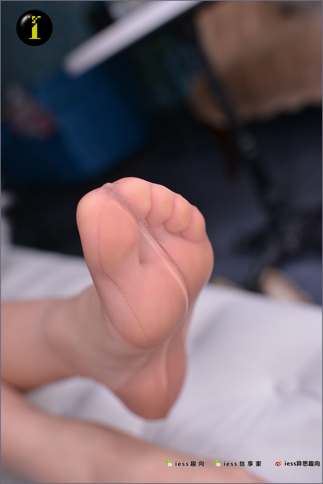 图片[41]-[IESS异思趣向] 普惠集 041-小捷 空姐的复古无弹力纯尼龙吊带袜（III） 在线浏览 – 速更版-美库