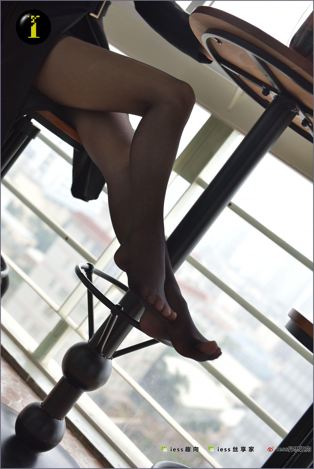图片[22]-[IESS异思趣向] 普惠集 045 小六 – 风衣下的黑丝II 在线浏览 – 速更版-美库